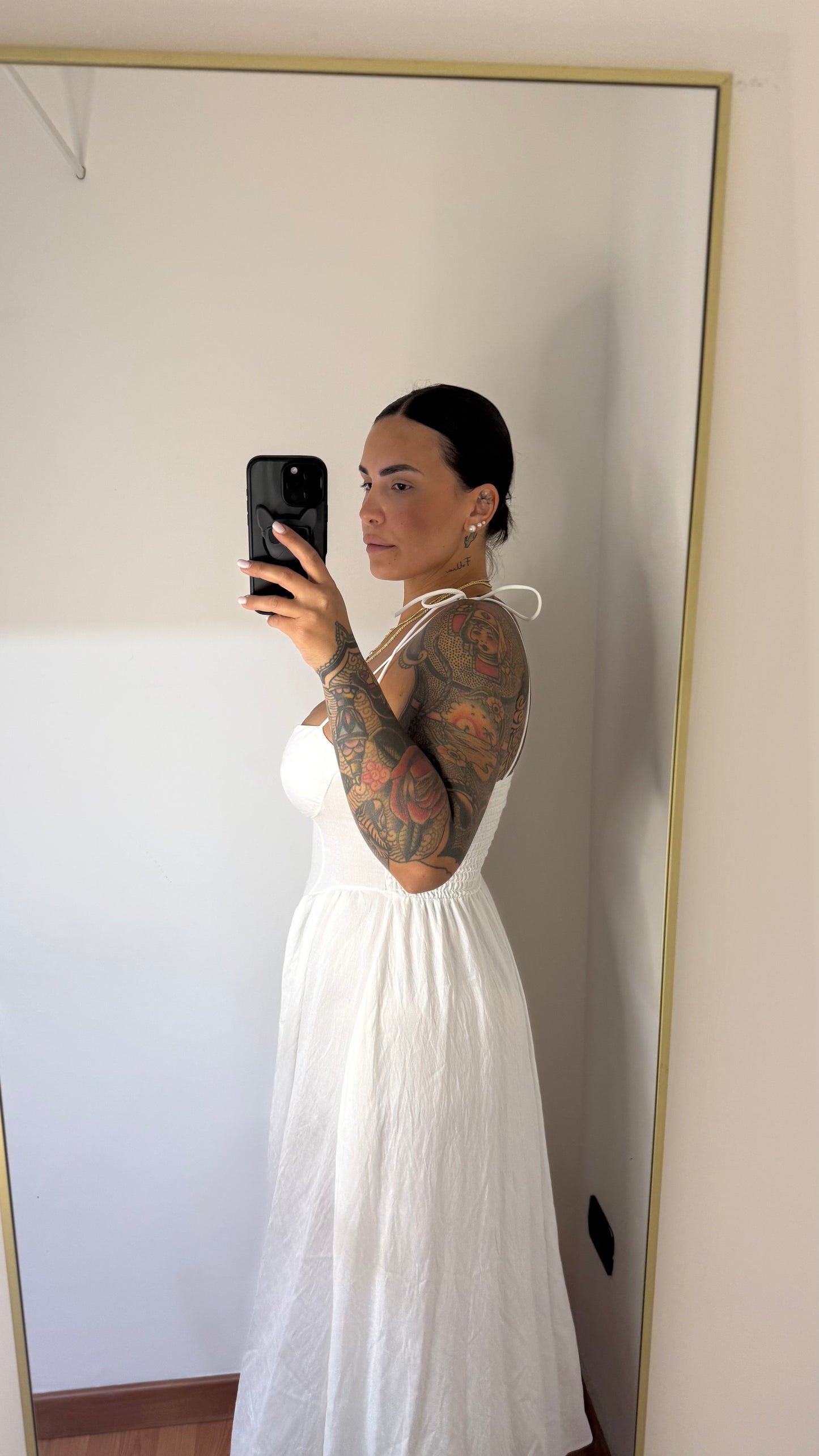 Abito Sara